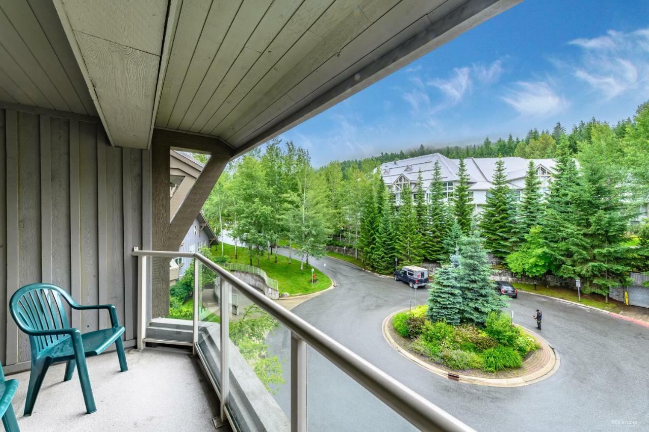 The Best Ski-In/Ski-Out At The Aspens Whistler Exterior foto
